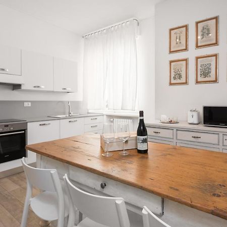 Flats4Rent La Dimora D'Orlando Apartment เวโรนา ภายนอก รูปภาพ