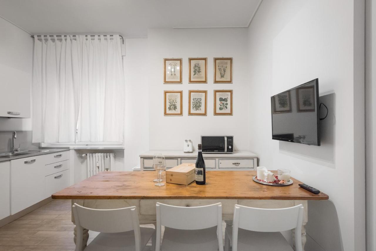 Flats4Rent La Dimora D'Orlando Apartment เวโรนา ภายนอก รูปภาพ